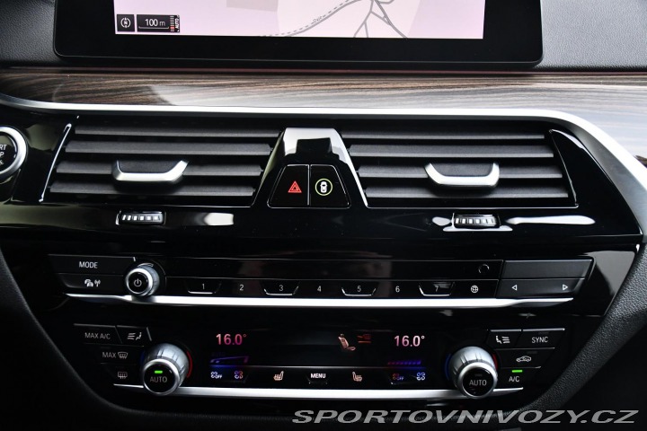 BMW 5 530d LUXURY LINE ČR 1M 2x 2020