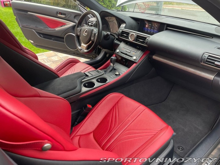 Lexus RC RC-F 5,0 V8 komplet hist. 2017
