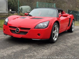 Opel Speedster 2.2 unikátní historie 2001