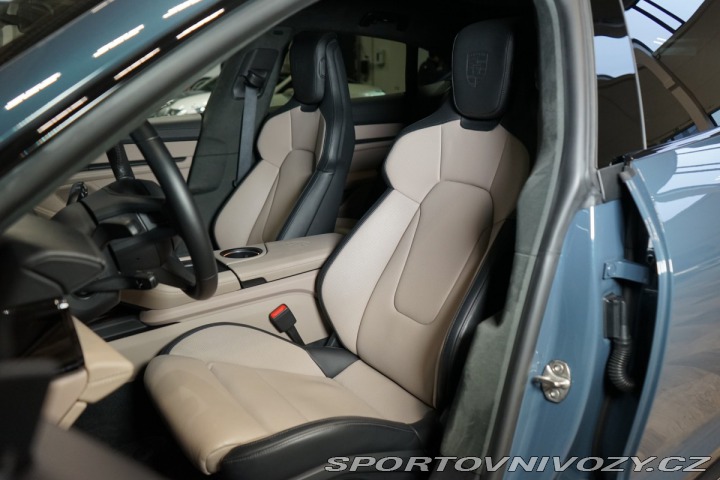 Porsche Taycan GTS*PANO*360*PCCB*PASS-DI 2025