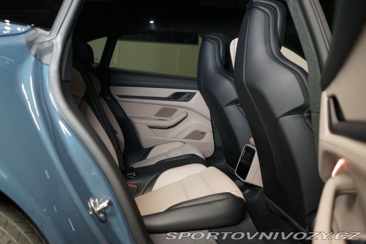 Porsche Taycan GTS*PANO*360*PCCB*PASS-DI 2025