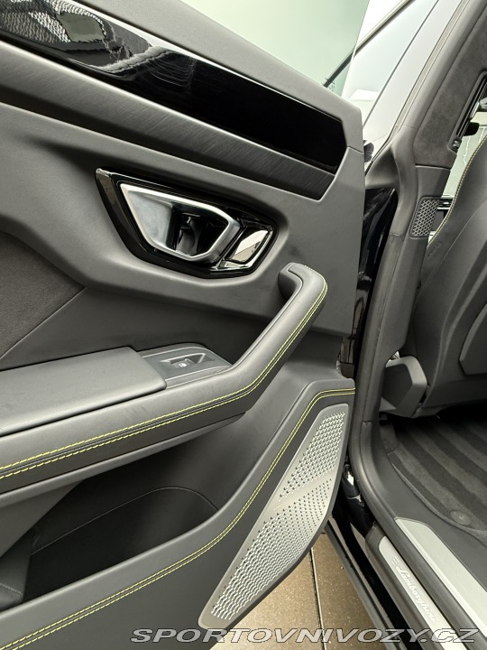 Lamborghini Urus 2022