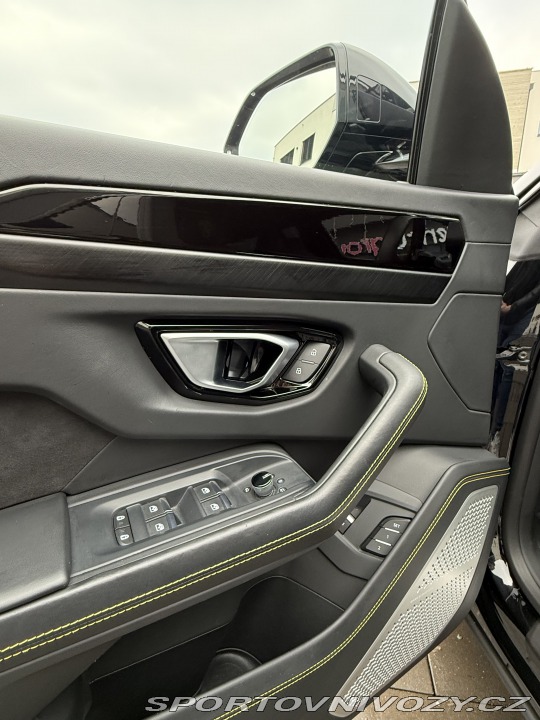 Lamborghini Urus 2022