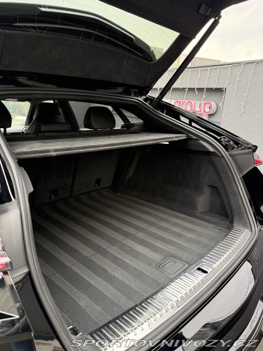 Lamborghini Urus  2022