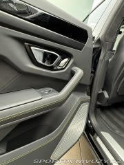 Lamborghini Urus  2022