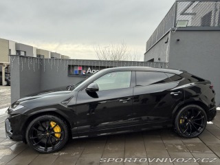 Lamborghini Urus  2022