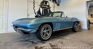 Chevrolet Corvette Stingray Convertible