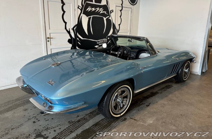 Chevrolet Corvette Stingray Convertible 1966