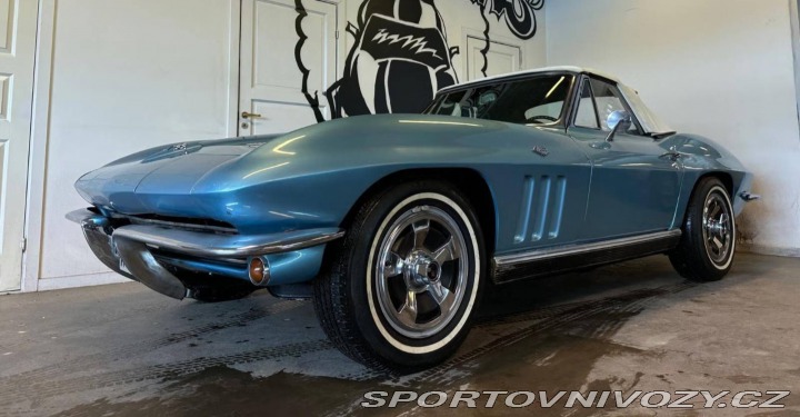 Chevrolet Corvette Stingray Convertible 1966