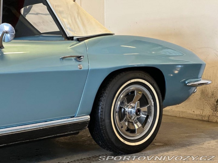 Chevrolet Corvette Stingray Convertible 1966