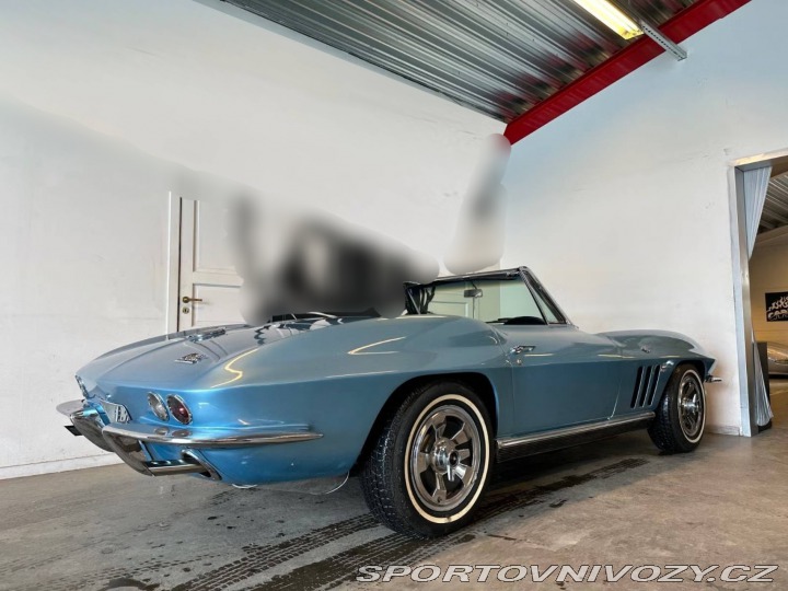Chevrolet Corvette Stingray Convertible 1966