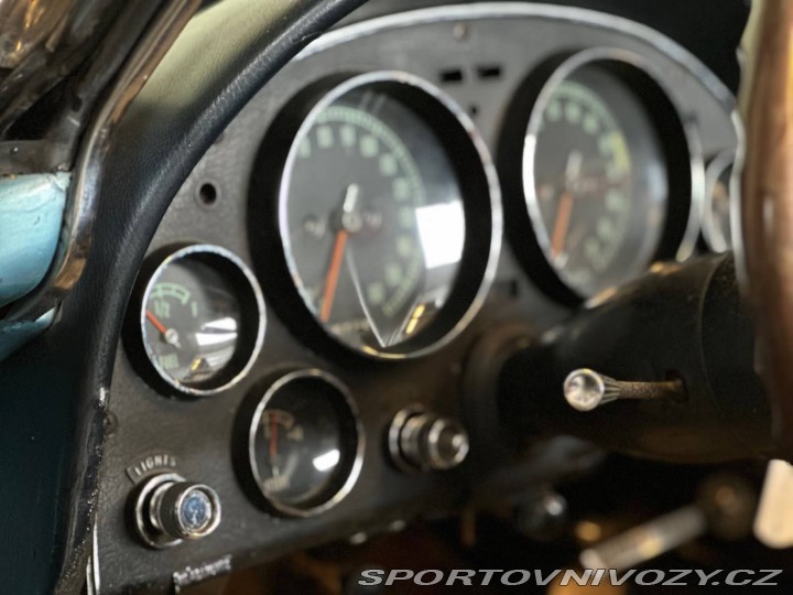 Chevrolet Corvette Stingray Convertible 1966