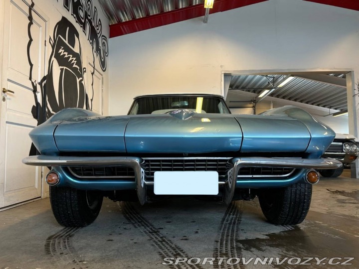Chevrolet Corvette Stingray Convertible 1966