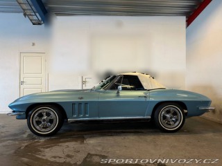 Chevrolet Corvette Stingray Convertible 1966