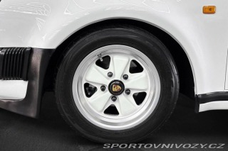 Porsche 911 Carrera 3.2 1985