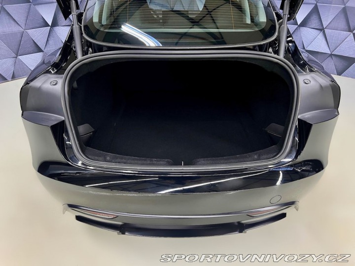 Tesla Model 3 AWD HIGHLAND PERFORMANCE 2025