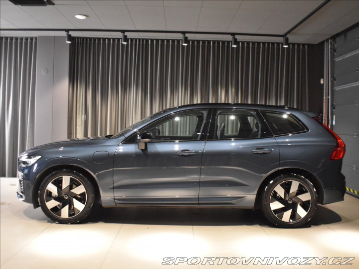 Volvo Ostatní modely XC60 2,0 T6 AWD Ult Pano,Vzduc 2025