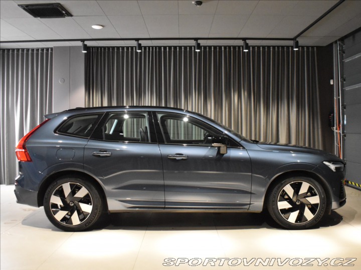 Volvo Ostatní modely XC60 2,0 T6 AWD Ult Pano,Vzduc 2025
