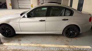 BMW 3 2,0 320i (110kw/150koni 1800