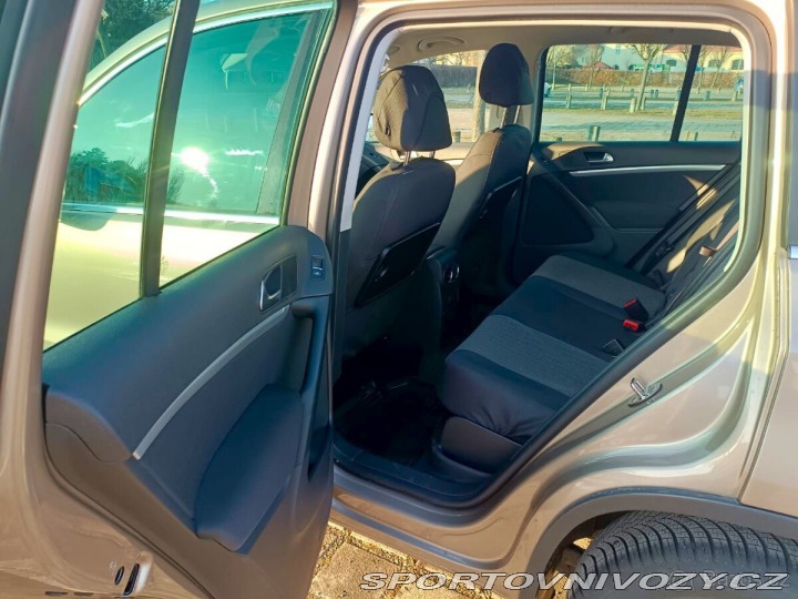 Volkswagen Ostatní modely Tiguan 2,0   110 kW Sport & 2015