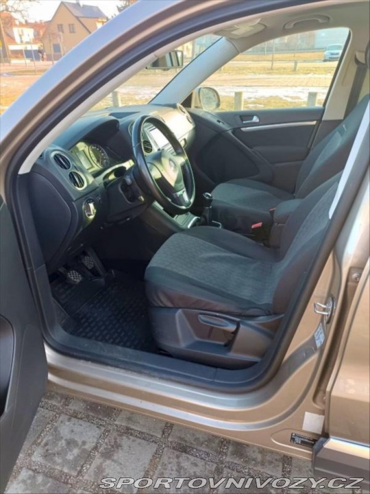 Volkswagen Ostatní modely Tiguan 2,0   110 kW Sport & 2015