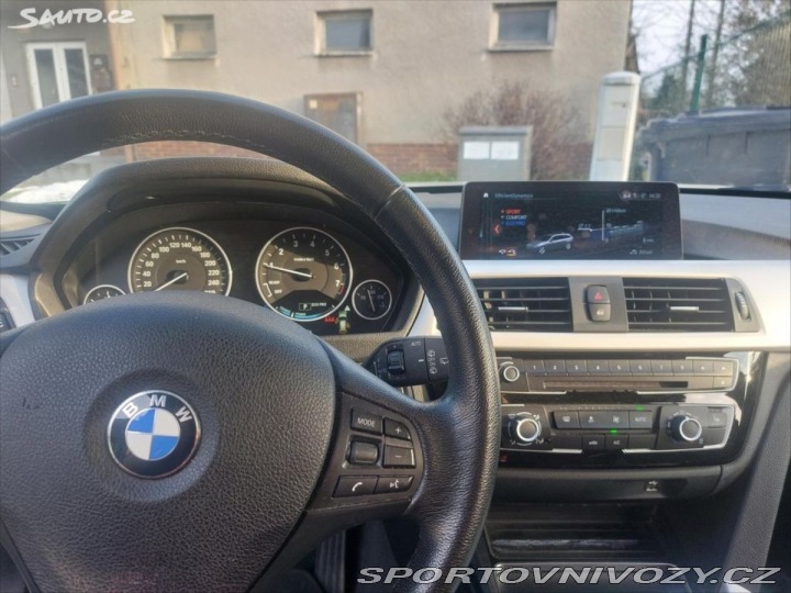 BMW 3 320i, Touring, tažné 1800