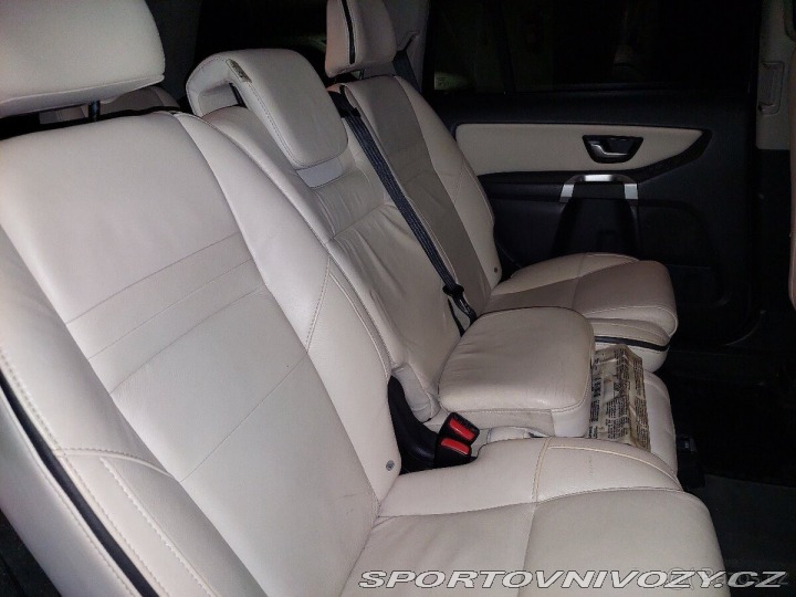 Volvo Ostatní modely XC90 2,4   D5 AWD 2012