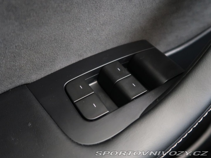 Tesla Model Y Long Range,4x4,SOH 93% 2022