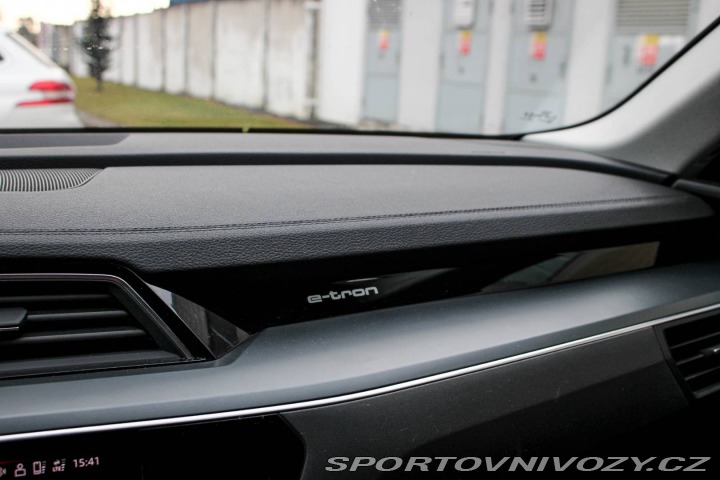 Audi Ostatní modely E-tron  50 QUATTRO Advanced / AJ 2020