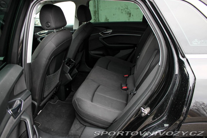 Audi Ostatní modely E-tron  50 QUATTRO Advanced / AJ 2020