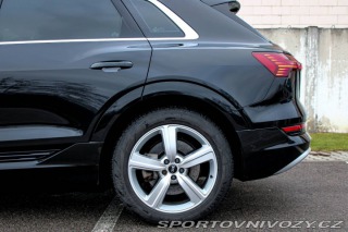 Audi Ostatní modely E-tron  50 QUATTRO Advanced / AJ 2020