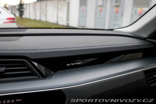 Audi Ostatní modely E-tron  50 QUATTRO Advanced / AJ 2020