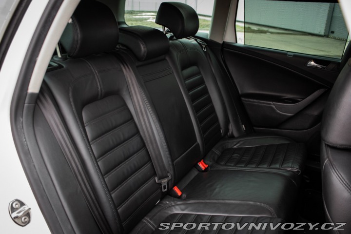 Volkswagen Ostatní modely Passat Variant Variant  3.2 V6 4Motion D 2008