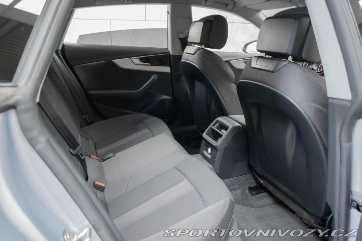 Audi A5 45TFSI REZERVACE 2019