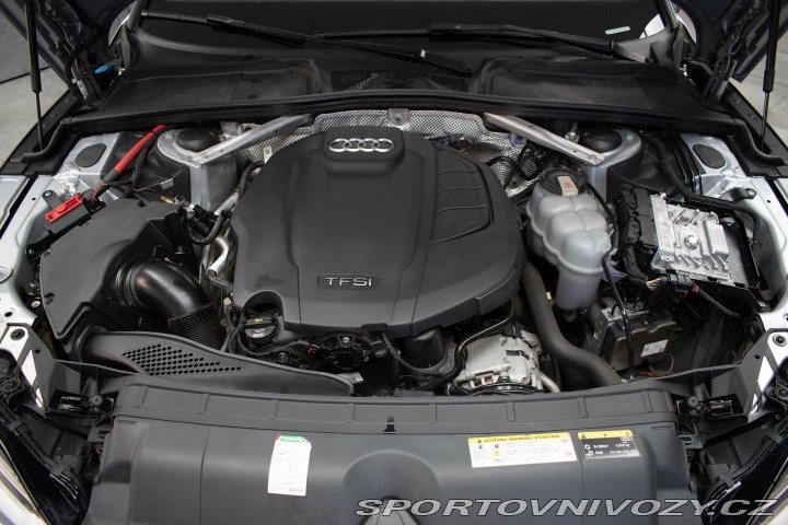 Audi A5 45TFSI*4x4*TAŽNÉ*WEBASTO* 2019