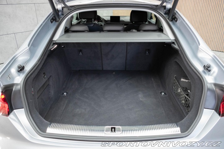 Audi A5 45TFSI*4x4*TAŽNÉ*WEBASTO* 2019
