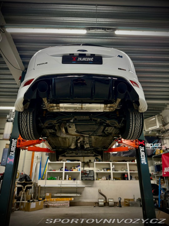 Ford Focus RS MK2 2009