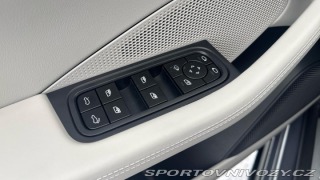 Porsche Macan 4 2025