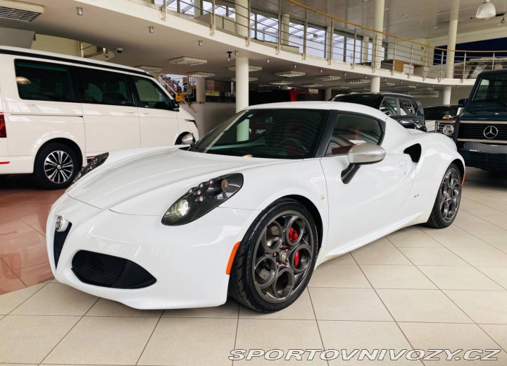 Alfa Romeo 4C 2015