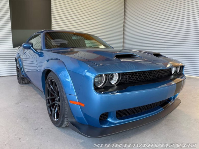 Dodge Challenger R/T HEMI 5.7L