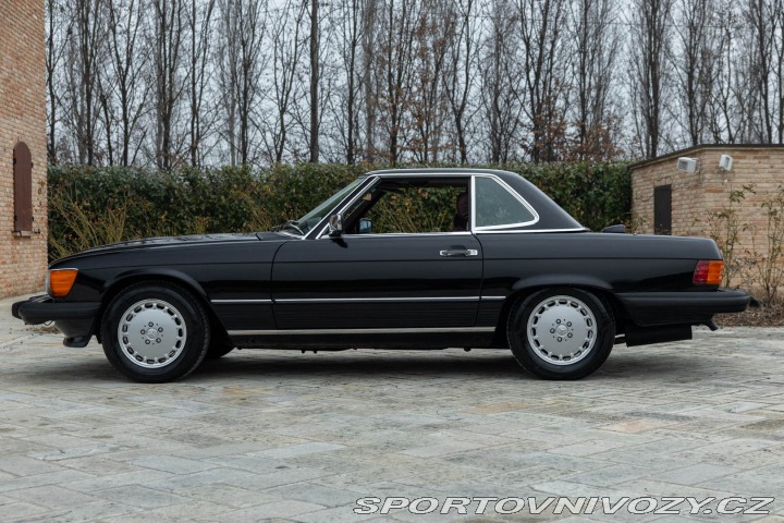 Mercedes-Benz SL 560 SL R 107 1986