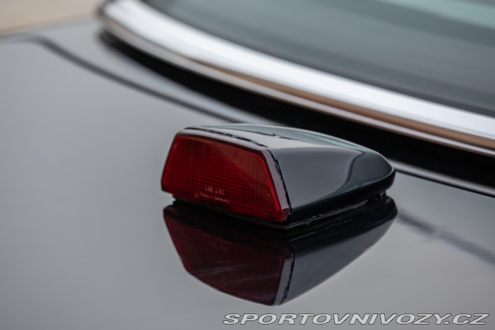 Mercedes-Benz SL 560 SL R 107 1986