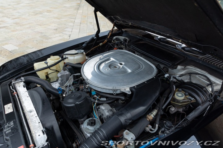 Mercedes-Benz SL 560 SL R 107 1986