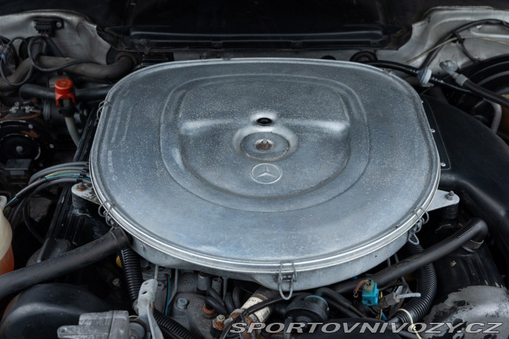 Mercedes-Benz SL 560 SL R 107 1986