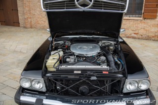 Mercedes-Benz SL 560 SL R 107 1986