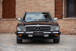 Mercedes-Benz SL 560 SL R 107 1986