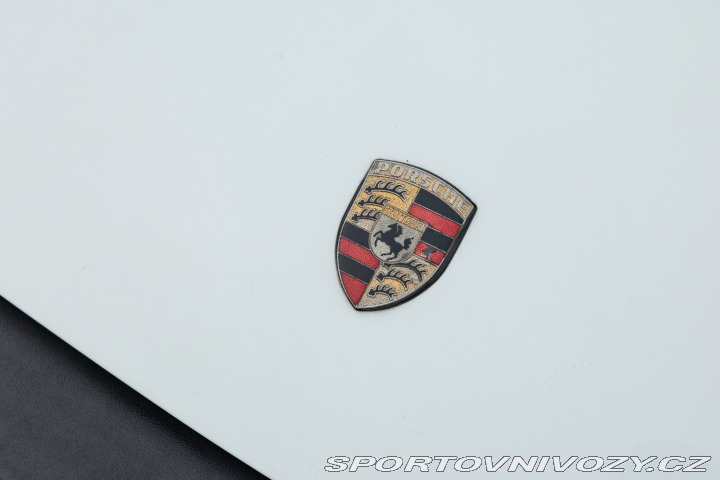 Porsche 911 CARRERA 3.2 G50 TARGA 1988