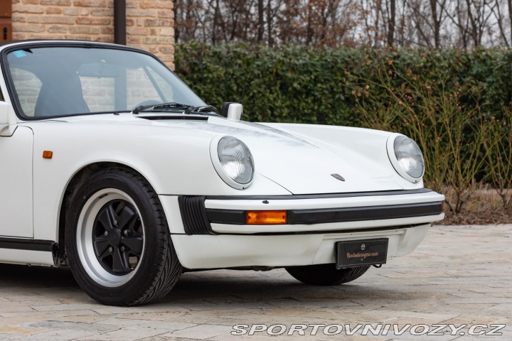 Porsche 911 CARRERA 3.2 G50 TARGA 1988