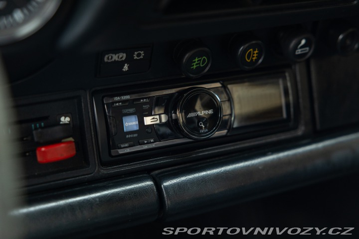 Porsche 911 CARRERA 3.2 G50 TARGA 1988