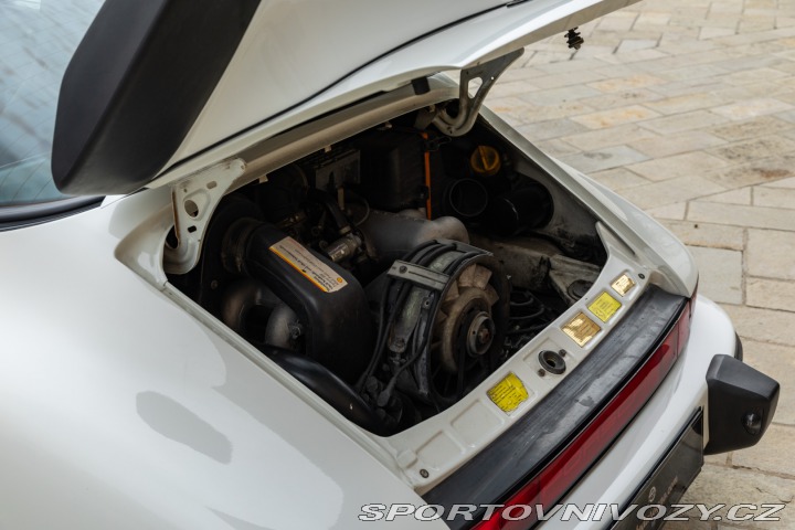 Porsche 911 CARRERA 3.2 G50 TARGA 1988